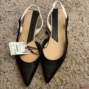Zara flats never worn